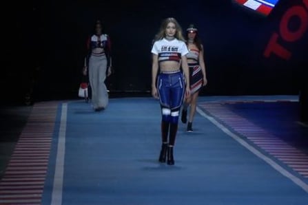 Tommy Hilfiger Show -Men's and women's Collection Spring/Summer 2018 in Milan (with interviews)