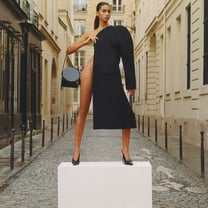 Simon Porte Jacquemus to receive 2024 Artistry of Fashion Award from MFIT