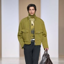 Hermès annonce de nouveaux records de bénéfice net et de ventes en 2023