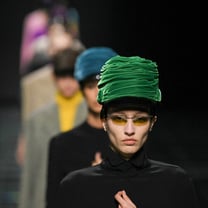 Prada non pensa ad acquisizioni importanti e vuole concentrarsi sui suoi marchi