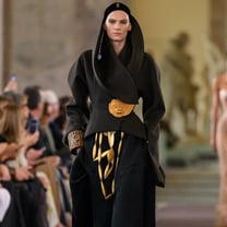 La haute couture di Parigi apre lunedì e Pascal Morand ne sottolinea l'importanza continua