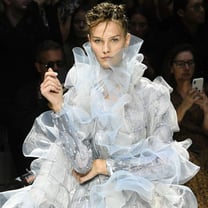 Giorgio Armani Cruise 2021 İçin Dubai'yi Seçti