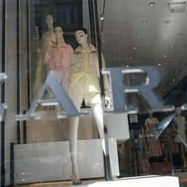 Zara y Santander repiten como marcas españolas más valiosas y crecen un 11 %