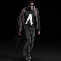 バレンシアガ初、楽曲を取得できるNFCチップ内蔵の服を発売　ロンドンの音楽グループ「アーカイブ」とタッグ