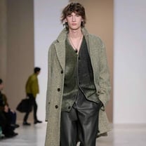 Hermès e Valentino: marchi raffinati, visioni del menswear in contrasto tra loro