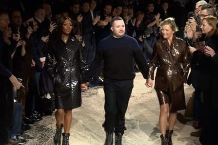 Best of the menswear shows in Paris : Kim Jones, provocative references, a play with light & Sportswear vs. Tailoring.