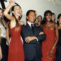 Los Fashion Awards honrarán al diseñador estrella Valentino Garavani